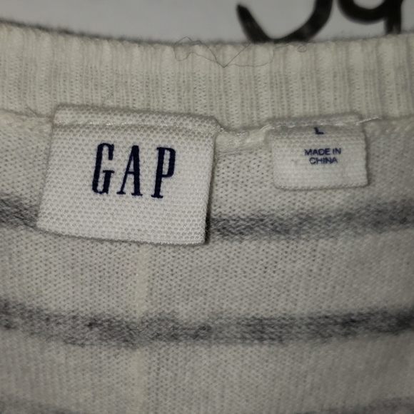GAP grey and white striped sweater - Picture 2 of 2